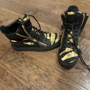 GUISEPPE ZANOTTI sneakers . Size 39.5 /WORN